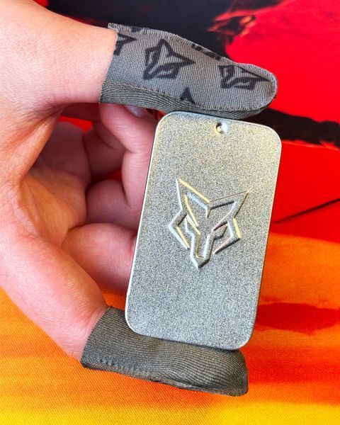 Игровые напальчники Sarafox P1 серебряное волокно (1 пара 2 шт) + бокс 17-00-17 фото