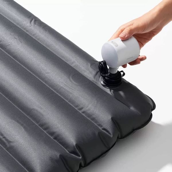 Акумуляторний насос Baseus PocketGo Mini Inflator з підсвіткою 53993 фото